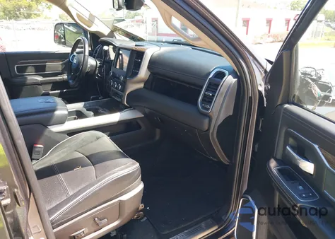 2020 Ram 2500 Laramie 4X4 6'4 Box from USA, damaged, VIN 3C6UR5NL9LG206707